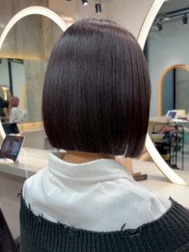 ロール 博多(Role) ボブ/黒髪カタログ/暗めカラー/韓国ボブ/髪質改善 /顔周りカット