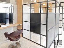 家族みんなでくつろげる、特別なサロン空間。