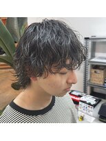 モーブ(MAUVE) 波巻きツイストスパイラルパーマメンズマッシュ