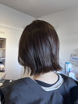 トゥルーブ バイ ファースト 富沢店(trove by first) 暗め/レイヤーボブ/切りっぱなしボブ