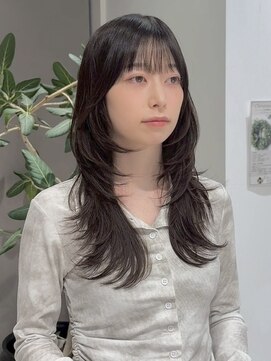 アルティーナ(altina) レイヤーカット/艶髪/黒髪ロング