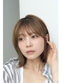 表参道酸性ストレート艶髪ミディアムレイヤーアッシュグレー30代