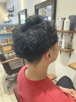 キューズ(CUES) スパイキーショート