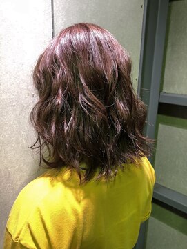 ヘアーアンドネイル ガレージ(GARAGE) ディープピンクカラー