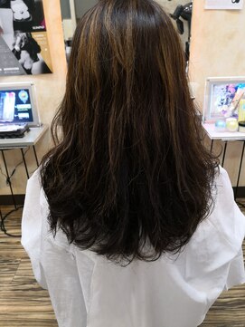 ティカル(Tikal) デジタルパーマとカラー