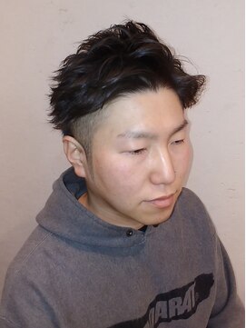 ホットボーンプラス 豊春店(Hot Born+) ツーブロックパーマスタイル