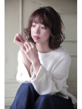 ウィスプヘアー(wisp HAIR) ミディアムスタイル