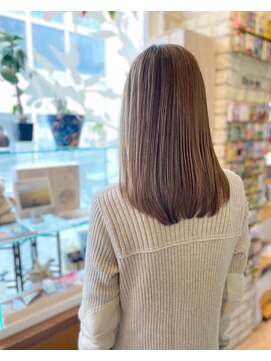 ドロップス ヘアー(Drops hair) ピスタチオベージュ