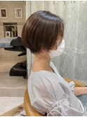 【津賀 涼】ショートグレージュカラーボブウルフココアベージュ
