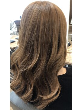 テーラヘアー 五井(TELA HAIR) ♪ベージュ×レイヤーカット♪