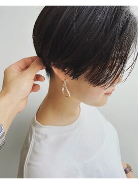 サンプラス(san+) 【柏原良亮】刈り上げハンサムショート×黒髪