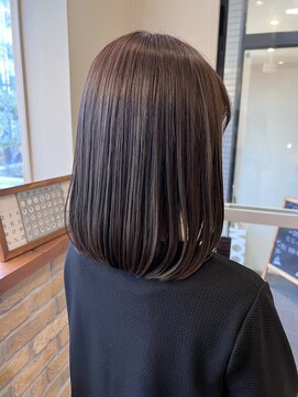 ビフィーノ ソラーレ 夙川店(bifino solare) ミディアムスタイル