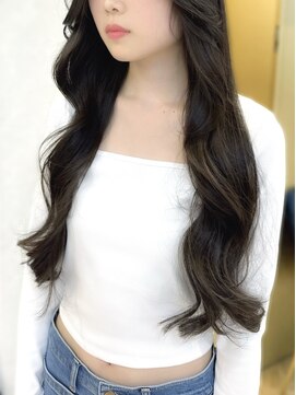 ロンドプランタン 恵比寿(Lond Printemps) レイヤーカットで作る韓国ウェーブヘア　ロングヘア　ブラウン