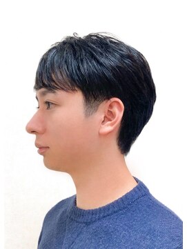 黄ぐまくん美容室 メンズ　ツーブロック