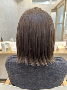 エクラートリアーラ 藤沢店(ECLART Reala) イルミナカラー アッシュベージュ♪