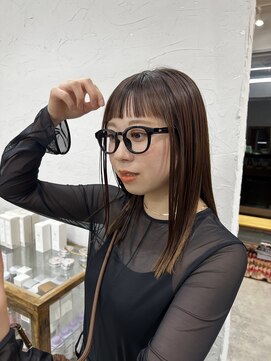 ヘアー バトン(hair vaton) オン眉ストレート