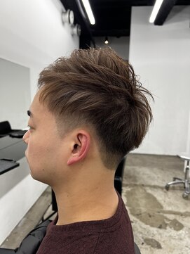 ココ 本八幡(KOKO) ★メンズショート/アップバング/ツーブロック/マッシュ/波巻き