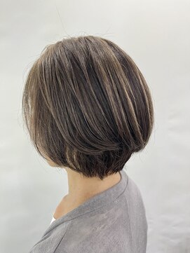 スムーズ 北千住(smoos’) 白髪ぼかしハイライト