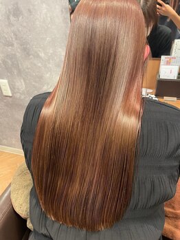 ルシードスタイル レアール(LUCIDO STYLE LeR)の写真/ナチュラルな仕上がりが人気の縮毛矯正♪ダメージが気になる方にもオススメ★毛先まで潤う髪に。[縮毛矯正]