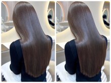 髪の硬質化を感じさせない【サブリミック酸熱髪質改善トリートメント】