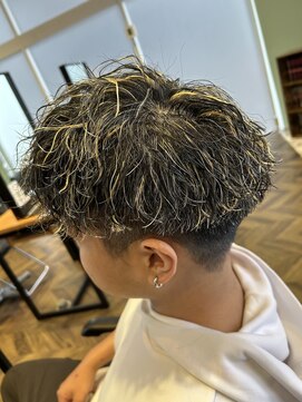 ステレオ ヘアデザイン 安城店(STEREO HAIR DESIGN) …メッシュ×ツイスパ(11月)…