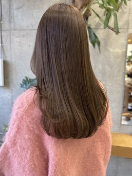 シーモアアンドサンズ(Seymour and Sons) 柔らかベージュカラー