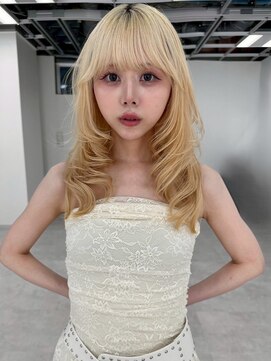 ヴェイン 渋谷(vain) ブロンドベージュ ブリーチ ハイトーン レイヤーカット