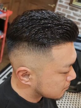 ベルウッド(BELL WOOD)の写真/【セットがいらない】忙しい朝も簡単にキマる◎流行りのスキンフェードスタイルはお任せください!