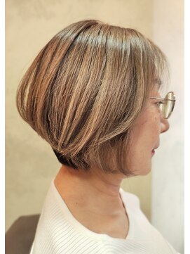 エルアール コウベ(LR KOBE) 超高濃度水素ケアカラー大人ショートボブ　【40代50代60代】