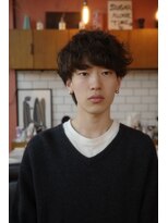 エディ(Edy)&nbsp;マッシュウルフ波巻きスパイラルパーマメンズパーマ眉毛カット