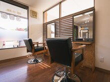 ヘアカラー専門店 BEAUTY aco 郡山店の雰囲気（全５席のアットホームで落ち着く空間）