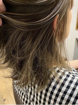 リコモ(Likkle More) ベージュインナー