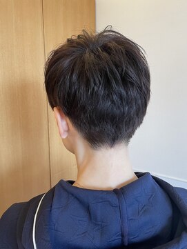 ヘアーウニール(Hair Unir) アンダースッキリショートスタイル