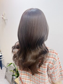 グーフィートーキョー 銀座(Goofy Tokyo) ☆韓国式レイヤーカット/ミルクティベージュ☆/艶髪ハイライト