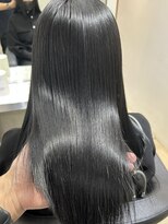 【片山】前髪マチルダボブピンクベージュツヤ髪