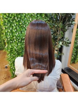 エルムトウキョウ(ELM Tokyo) 縮毛矯正とカラーをしててもツヤツヤ☆