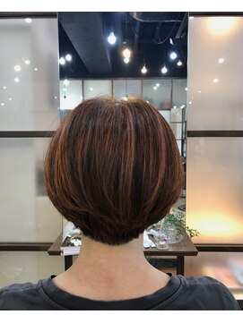 オランジュ美容室 天然ヘナ１００％ショートスタイル