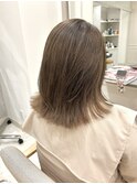 ハイトーンくすみベージュ