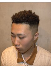 バーバーショップ フォーシーズン(BAR BER SHOP FOURSEASON) ショートアフロ【ボルサリーノ】