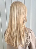 アンド アノン(and anon)&nbsp;ホワイトブロンド　ブリーチカラー　ロングレイヤー