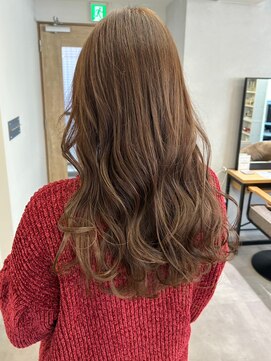 ミュラ(mulah) ブリーチなし透明感カラーブラウンベージュ＊ゆる巻き/明大前