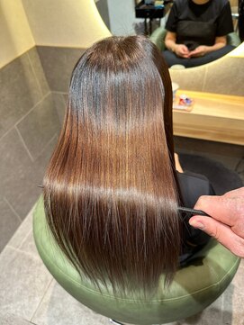 セントラル 三宮店(central) 【神戸三宮】メルティカラーフェミニンロング似合わせカット