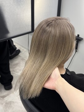 シーバイスリー 綱島(C×3) ホワイトベージュ