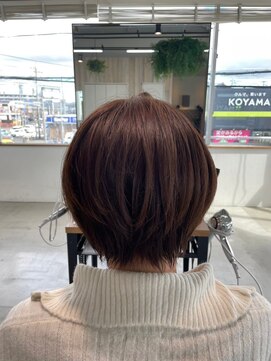 グランデュール 東静岡池田店(GRANDEUR) 東静岡ショートボブくびれショートイルミナカラー顔周りレイヤー