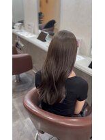 アンダーバーホワイト 広島 本通店(_WHITE)&nbsp;ミルクティーグレージュ/ダブルカラー/ブリーチ/ハイライト