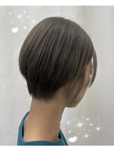 登なん 盛岡(トナン)&nbsp;〈首元すっきり》後ろ姿きれいな大人ショート