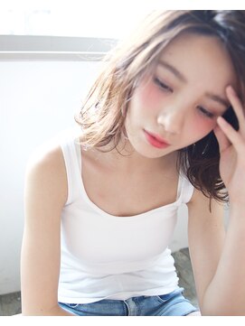 ジーニー 横浜(giinii) 《giinii*OCEANS渋谷》マニッシュ☆ネイビーカラーフレンチボブ