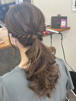 ヘアーステージブルーム(HAIR STAGE BLOOM) ローポニー