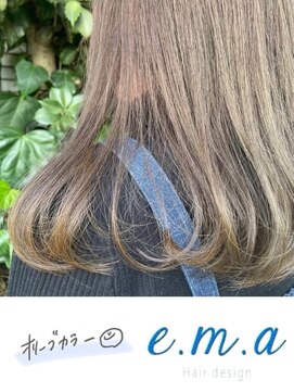 エマヘアデザイン(e.m.a Hair design) オリーブカラー