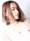 大人可愛い小顔美髪ツヤ髪センター分けボブくすみブラウンA1